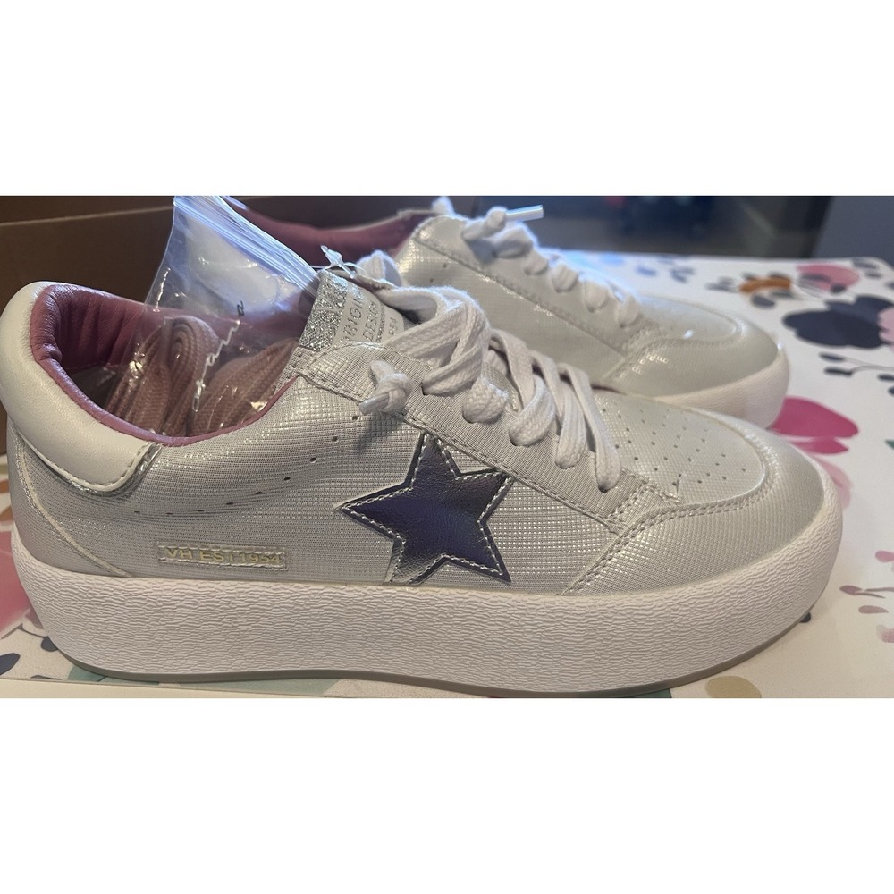 Vintage Havana Sneakers 11